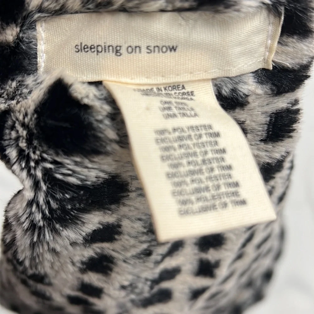 Anthropologie sleeping on snow faux fur embellished scarf